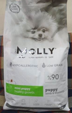 Molly Hypoallergenic Kuzu Etli Küçük Irk Yavru Köpek Kuru Maması 8 kg (stt:07/2027)