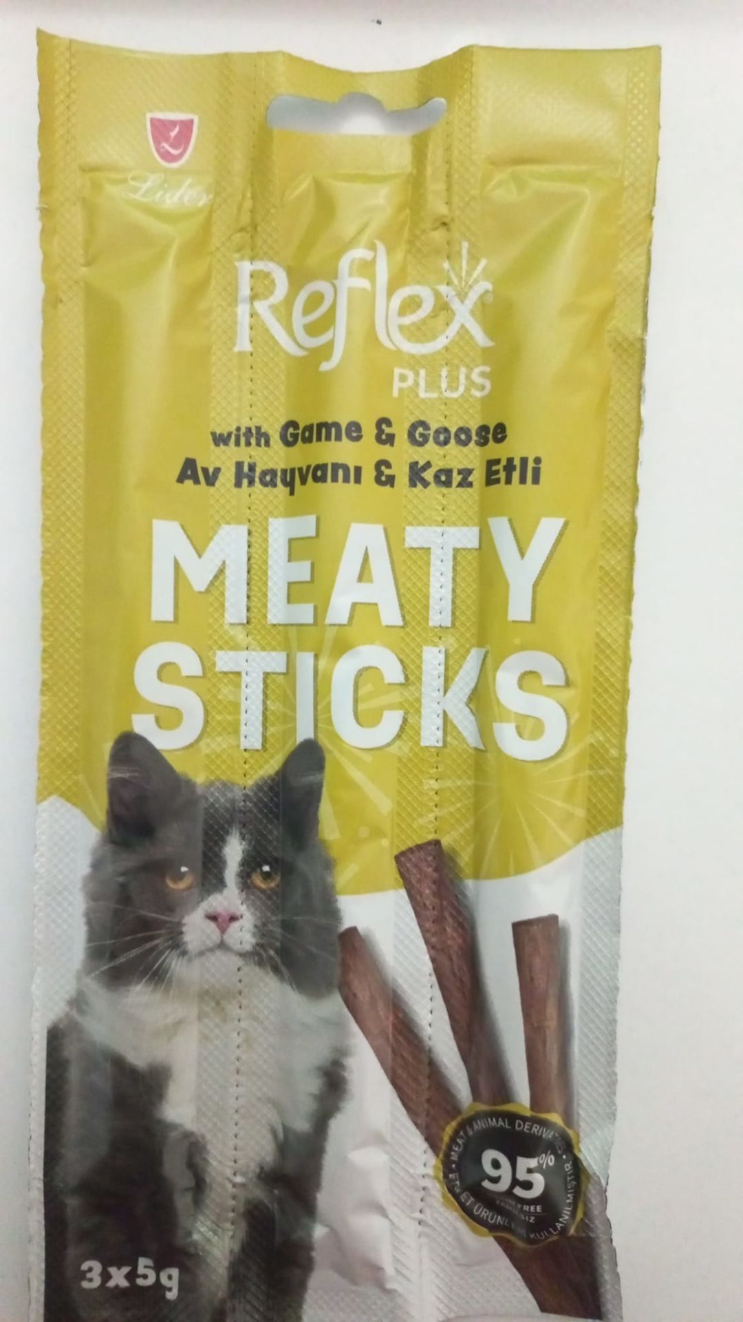 Reflex Plus Meaty Sticks Av Hayvanlı ve Kaz Etli Kedi Ödül Çubuk (3x5gr) 15 gr