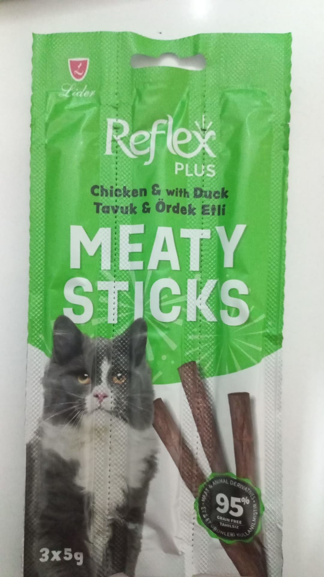 Reflex Plus Meaty Sticks Tavuklu ve Ördekli Kedi Ödül Çubuk (3x5gr) 15gr (stt:06/2026)