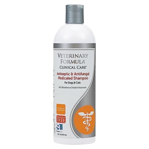 Veteriner Formülü Klinik Bakım Köpekler ve Kediler İçin Antiseptik ve Antifungal Şampuan, 16 OZ . (Tedavi Edilen İlaçlı Şampuan, Fungal ve Bakteriyel Cilt Enfeksiyonları, Beyaz) 473 ml.